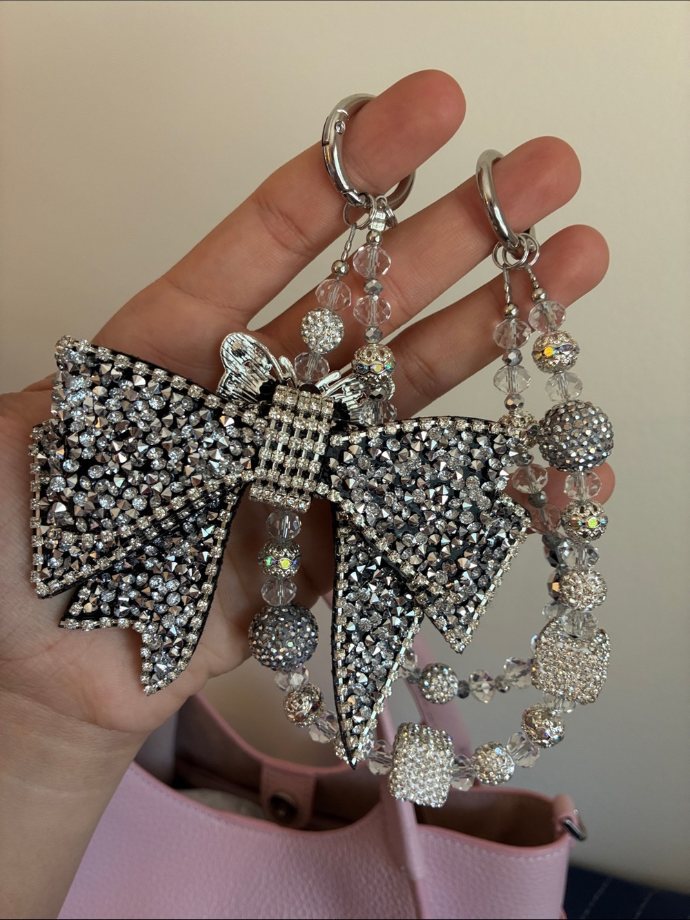 Sparkling Black And Silver Crystal Bow Charm Beaded Bag Chain - Picture 2 of 2